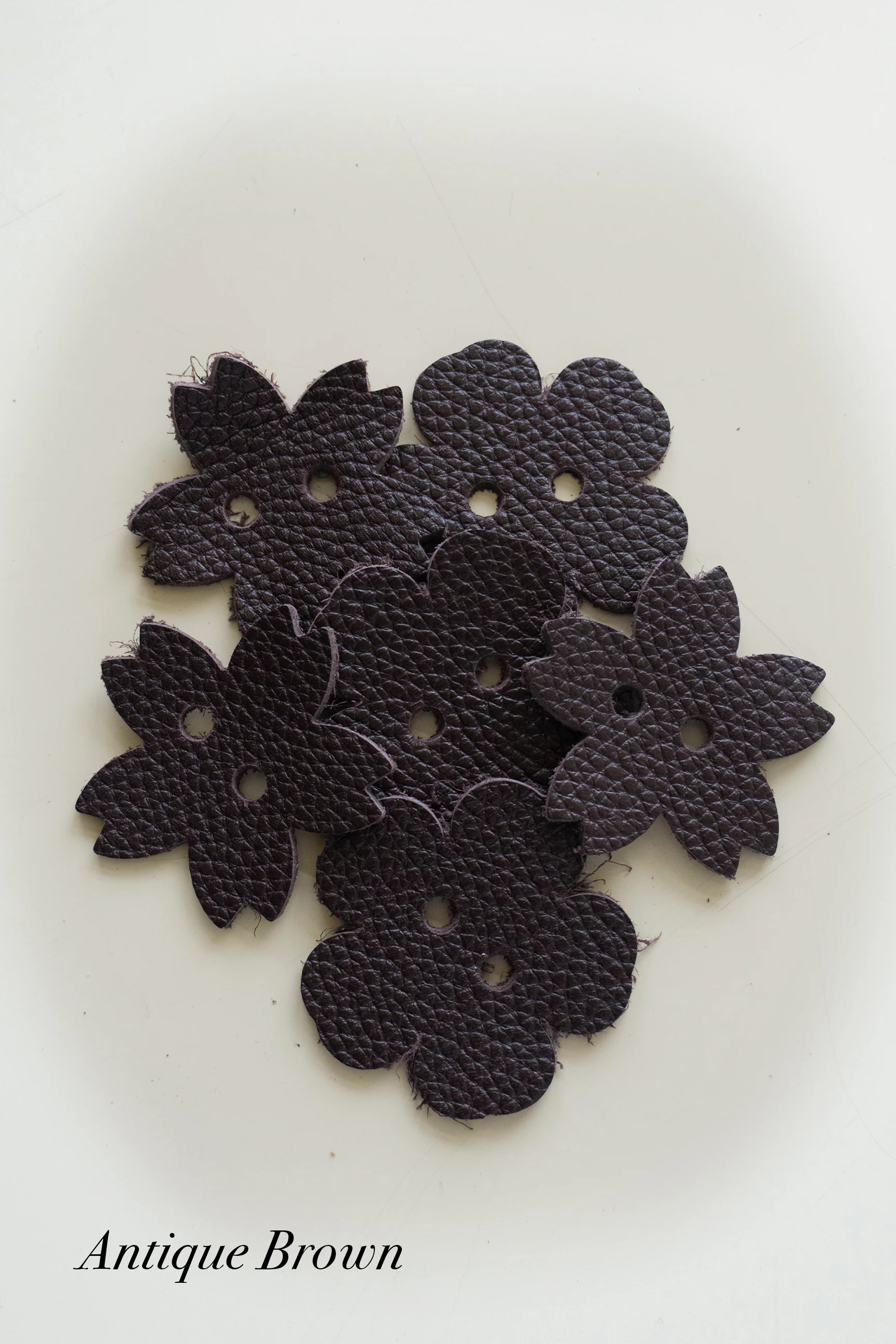 Fiore Leather Shoe Charm - Image 3