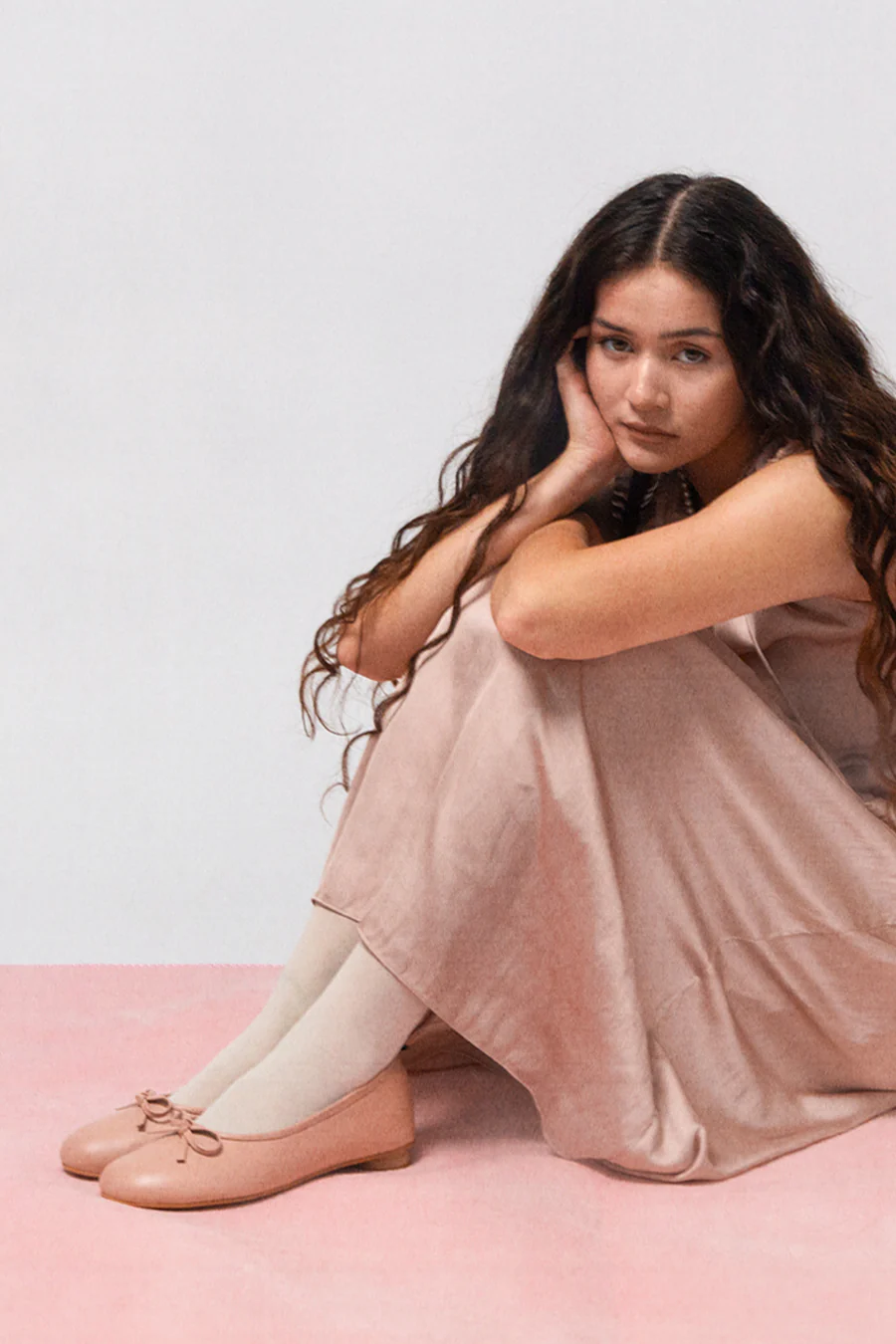 The Bow Flat in Blush - Image 4