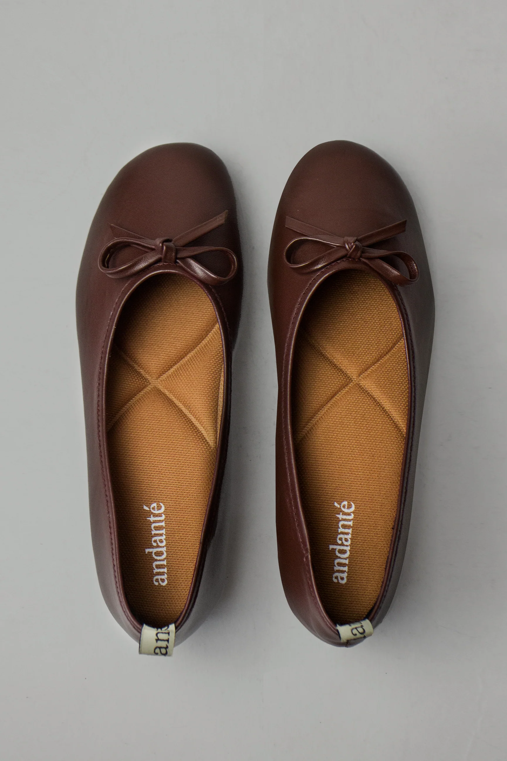 The Bow Flat in Mahogany - Image 3