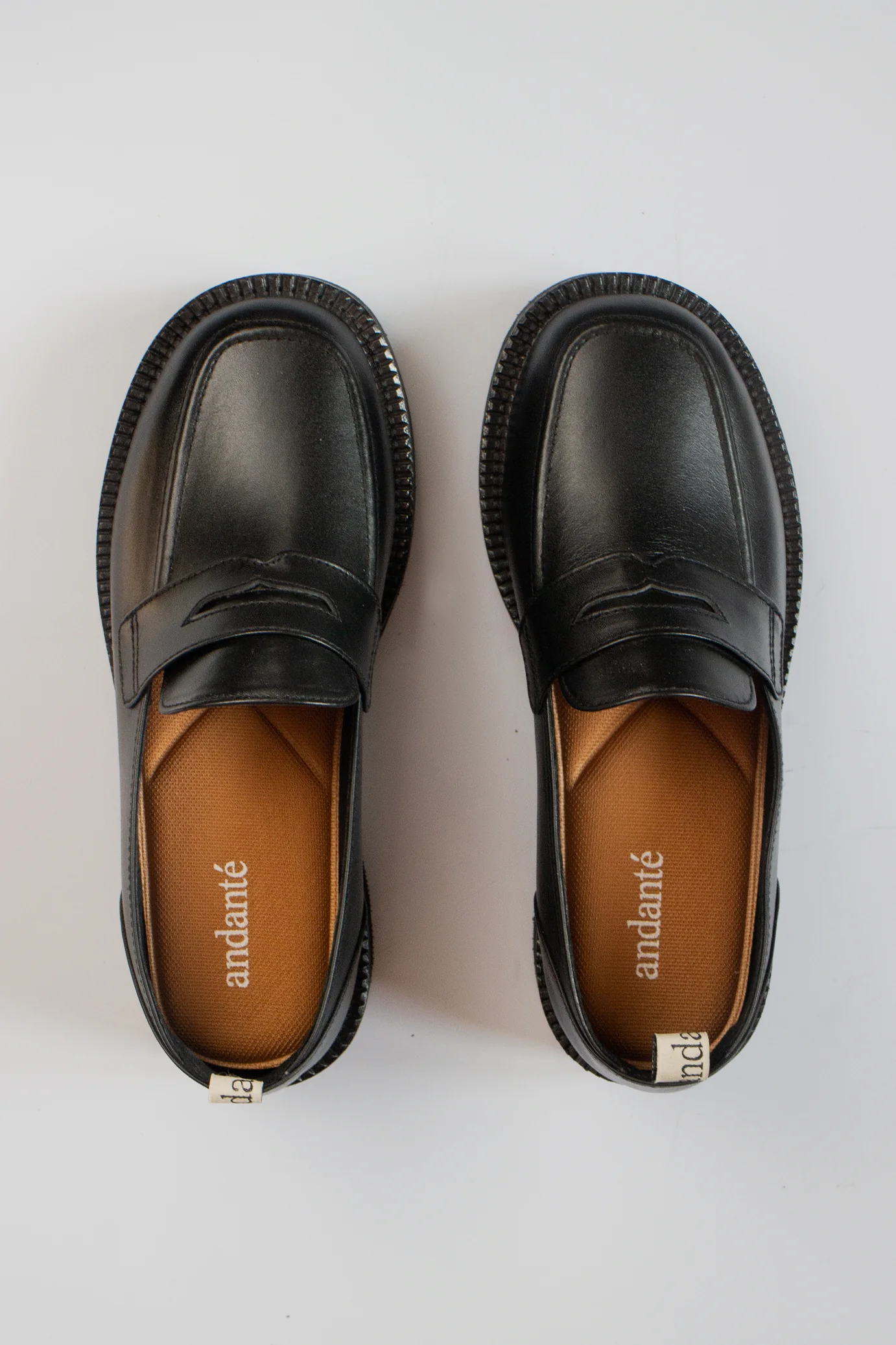 The Chunky Loafer in Black - Image 3