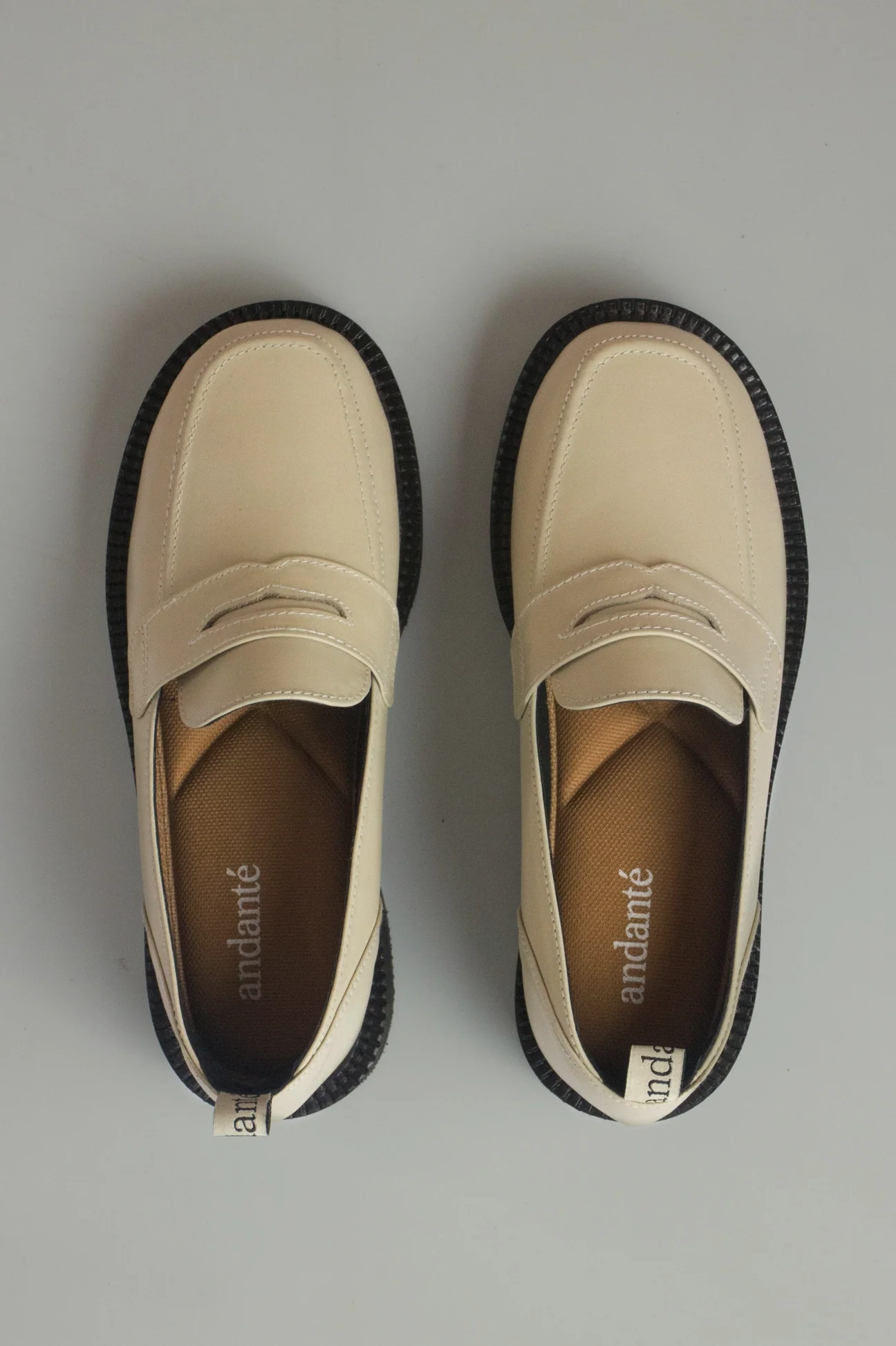 The Chunky Loafer in Cream - Image 4