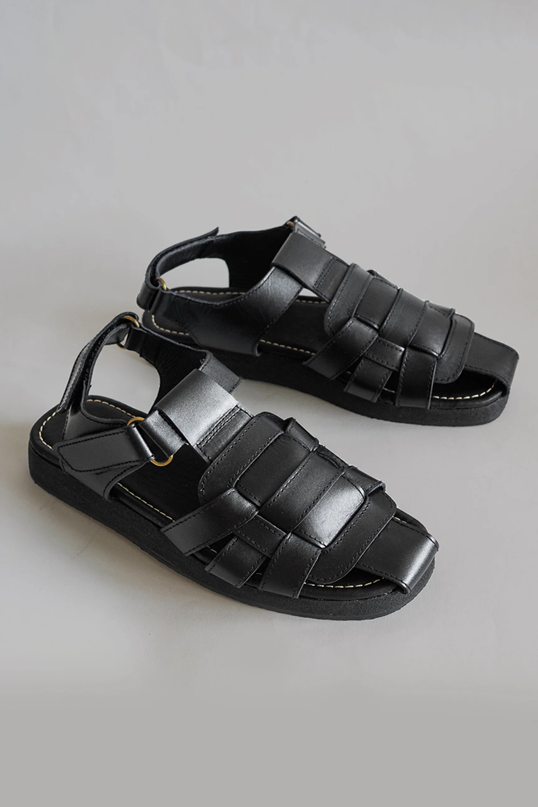 The Fisherman Sandal in Black - Image 4
