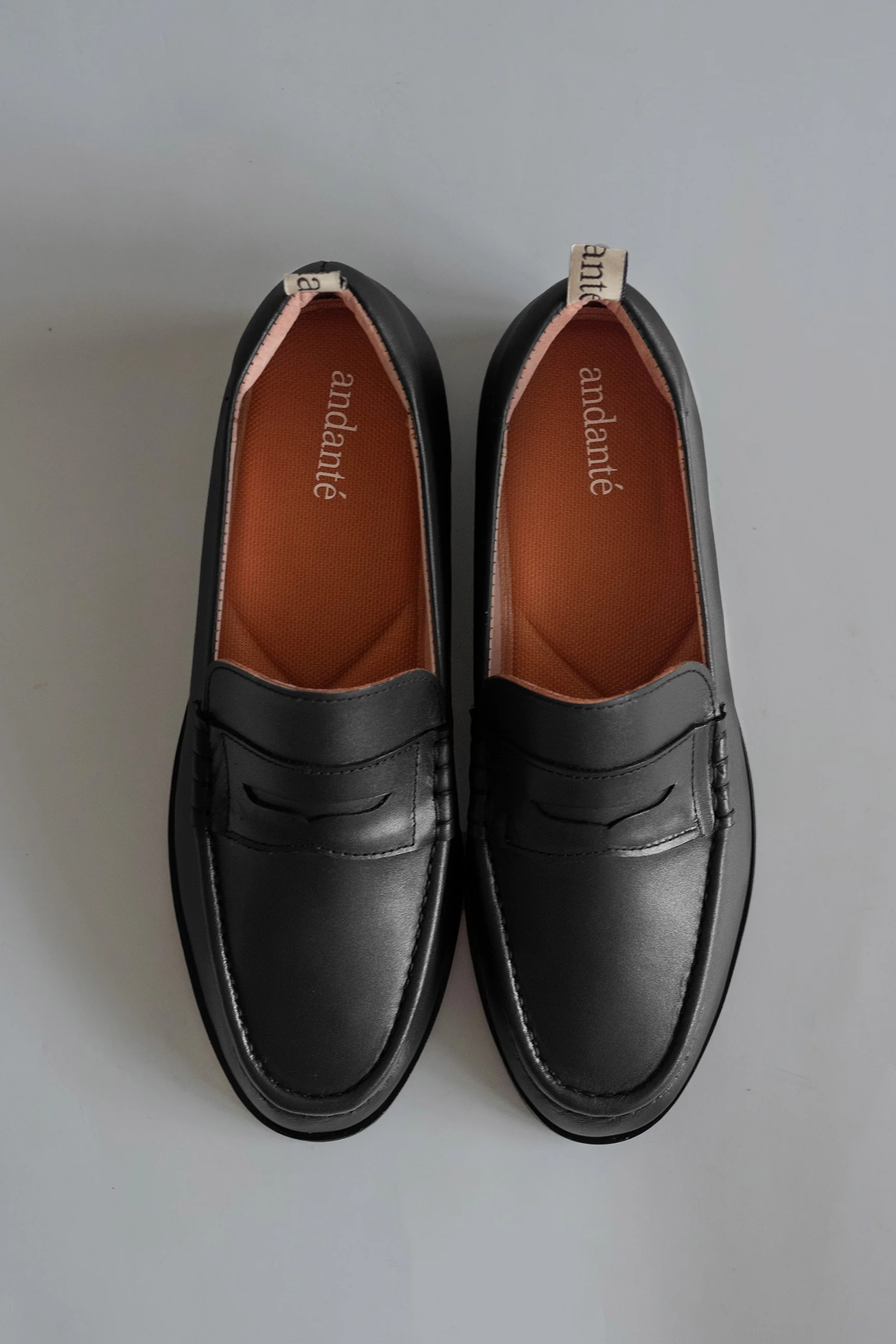 The Nineties Loafer in Black - Image 3