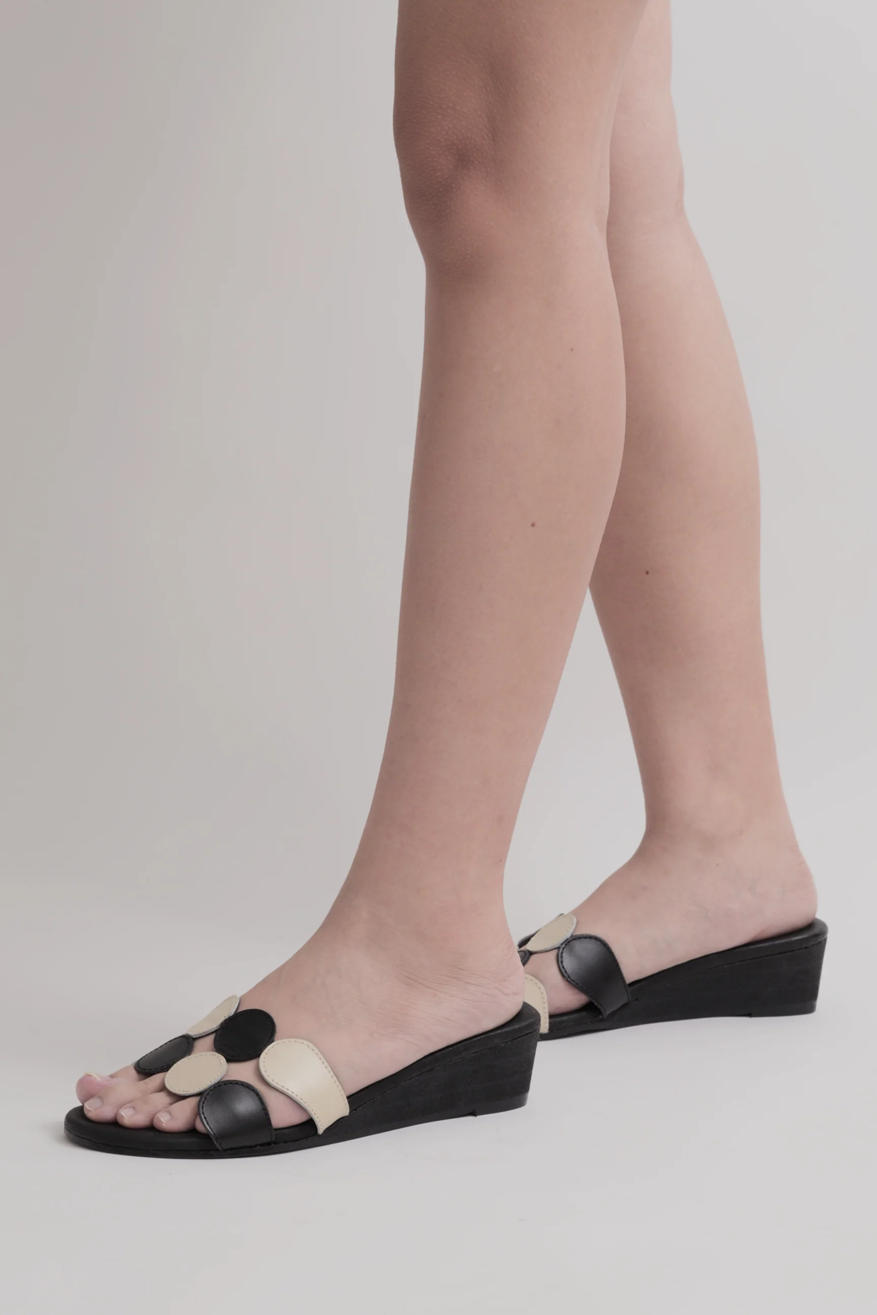 The Polka Heel in Black & White - Image 4